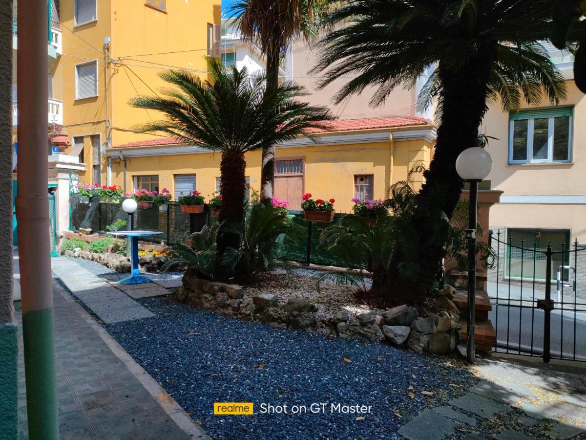 Villa Arcobaleno Rondo Garibaldi Sanremo Exterior foto